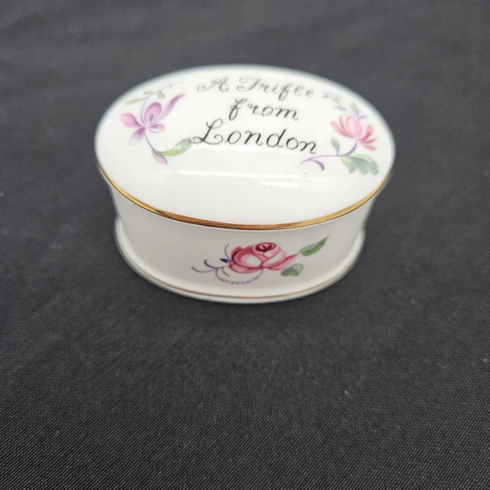 1930's Crown Staffordshire English Trinket Pot And Lid 